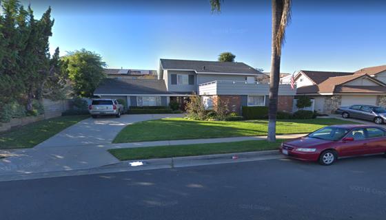 Image: 90's House